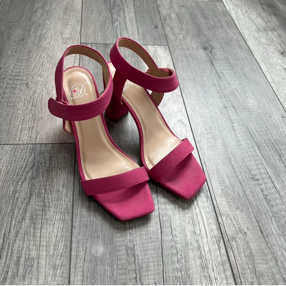 Elegant Pink Women's Heels